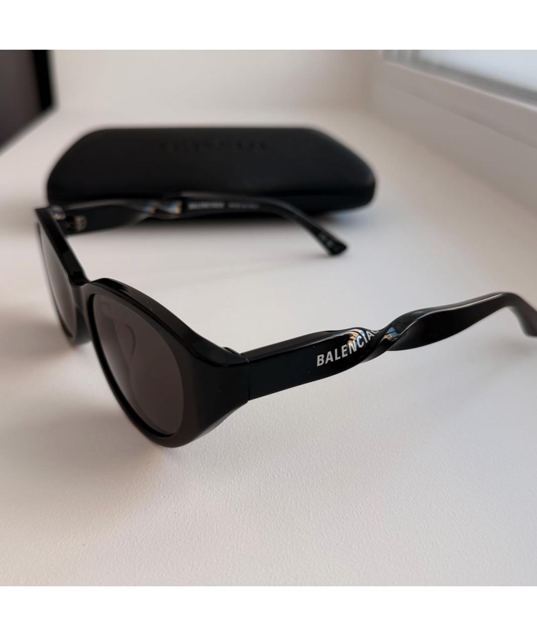 BALENCIAGA Черные пластиковые солнцезащитные очки, фото 3
