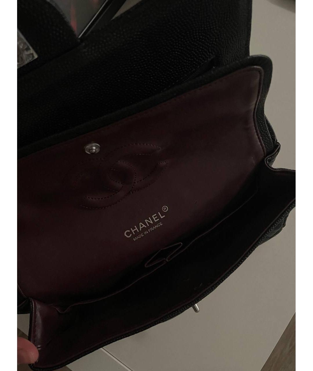 CHANEL Черная сумка через плечо из экзотической кожи, фото 4