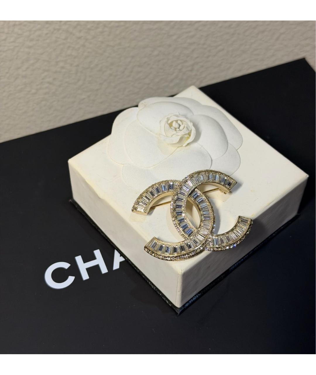 CHANEL Золотая металлическая булавка / брошь, фото 4