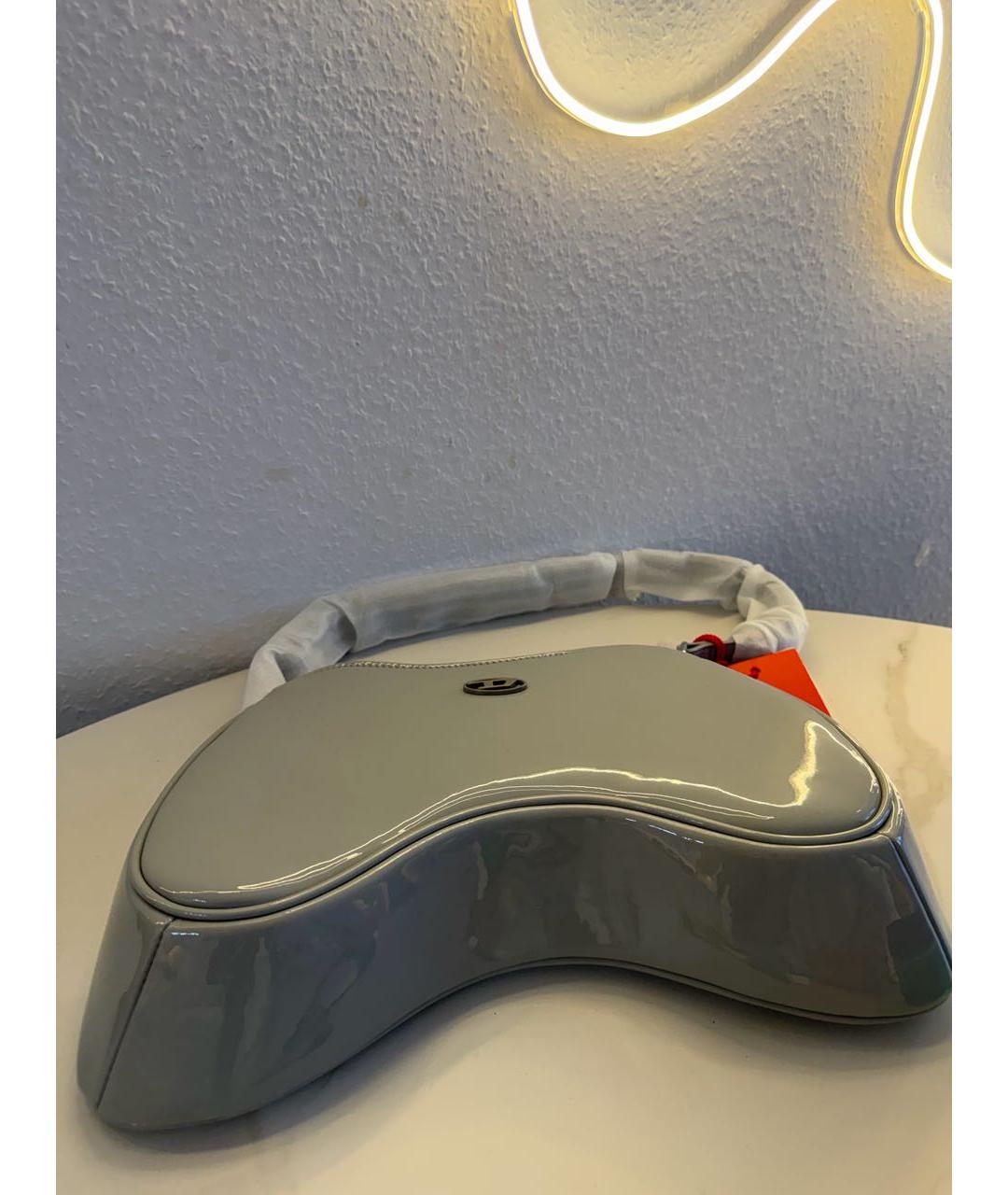 DIESEL Серая сумка с короткими ручками из лакированной кожи, фото 3