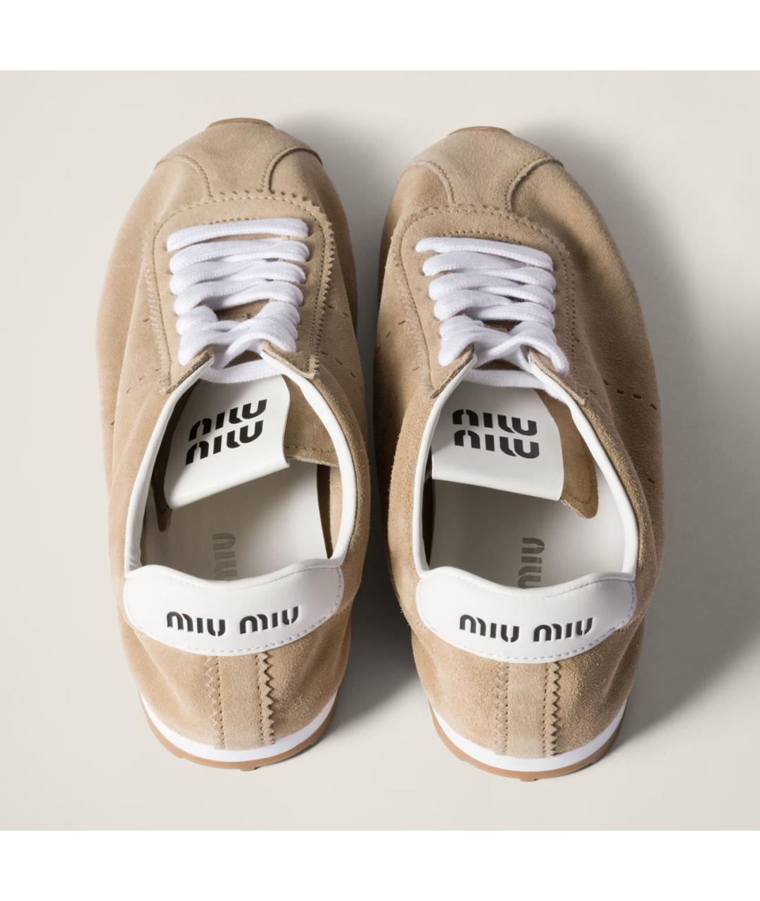 MIU MIU Бежевые кожаные кроссовки, фото 3
