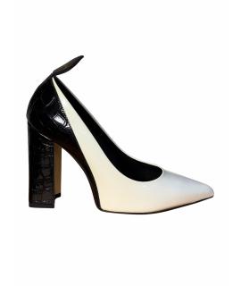 LOUIS VUITTON Туфли