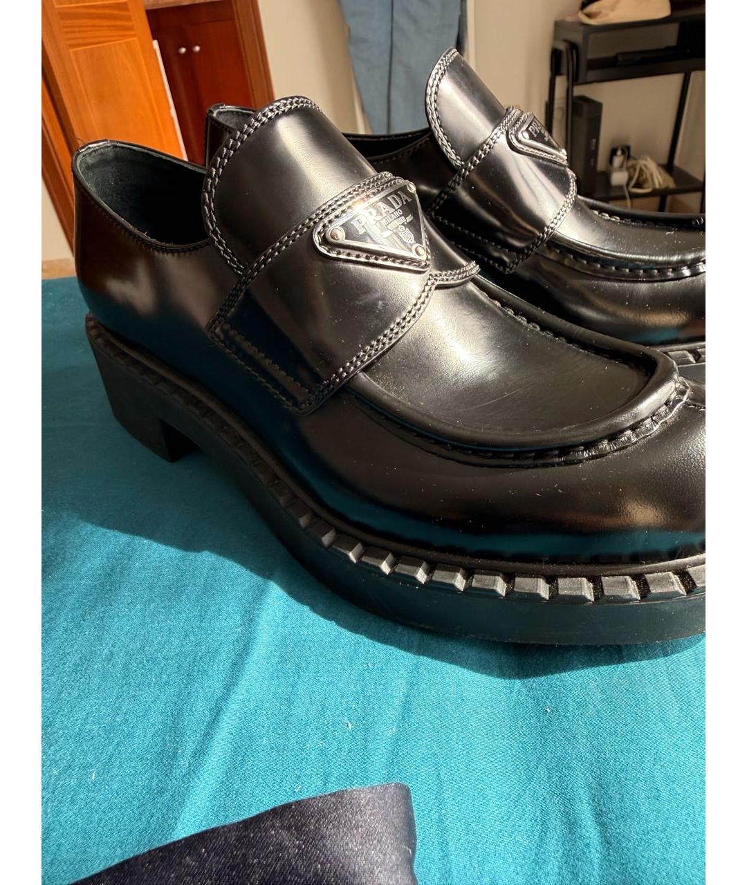 PRADA Черные кожаные лоферы, фото 2