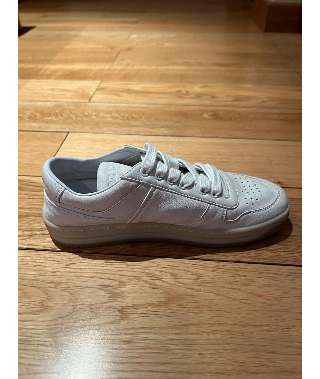 PRADA Белые кожаные кроссовки, фото 4