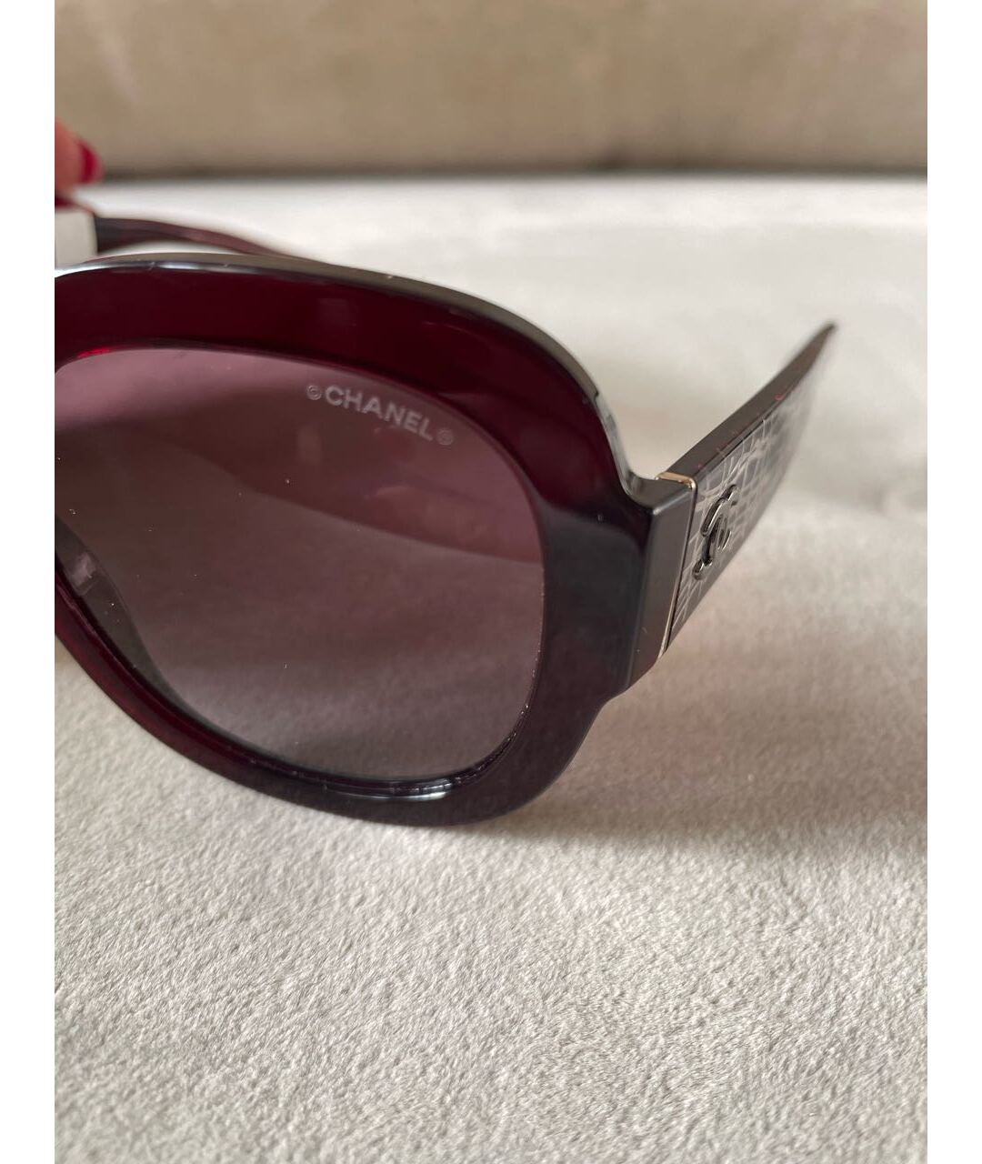 CHANEL PRE-OWNED Бордовые пластиковые солнцезащитные очки, фото 4
