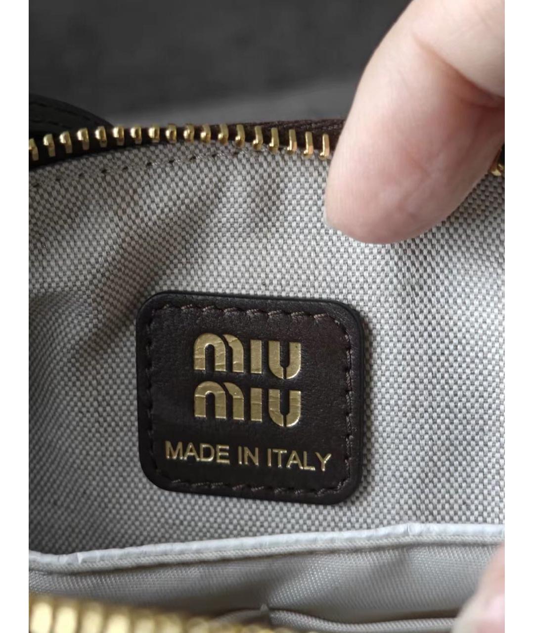 MIU MIU Коричневая замшевая сумка с короткими ручками, фото 3