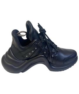 LOUIS VUITTON Кроссовки