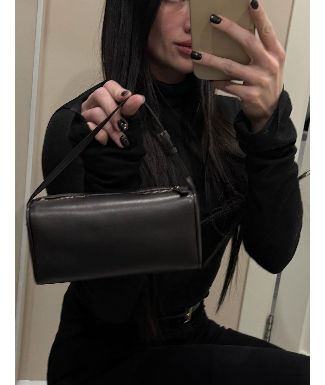 THE ROW Коричневая кожаная сумка с короткими ручками, фото 4