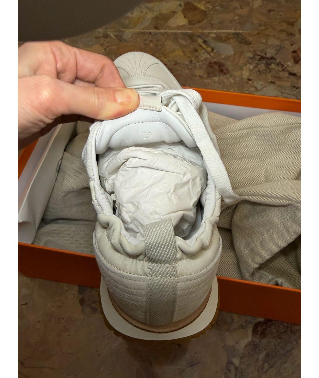 HERMES Белые кожаные кроссовки, фото 4