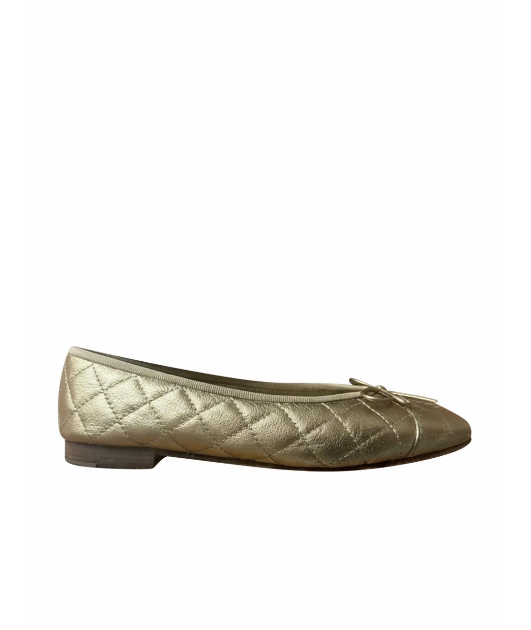 CHANEL Золотые кожаные балетки, фото 1