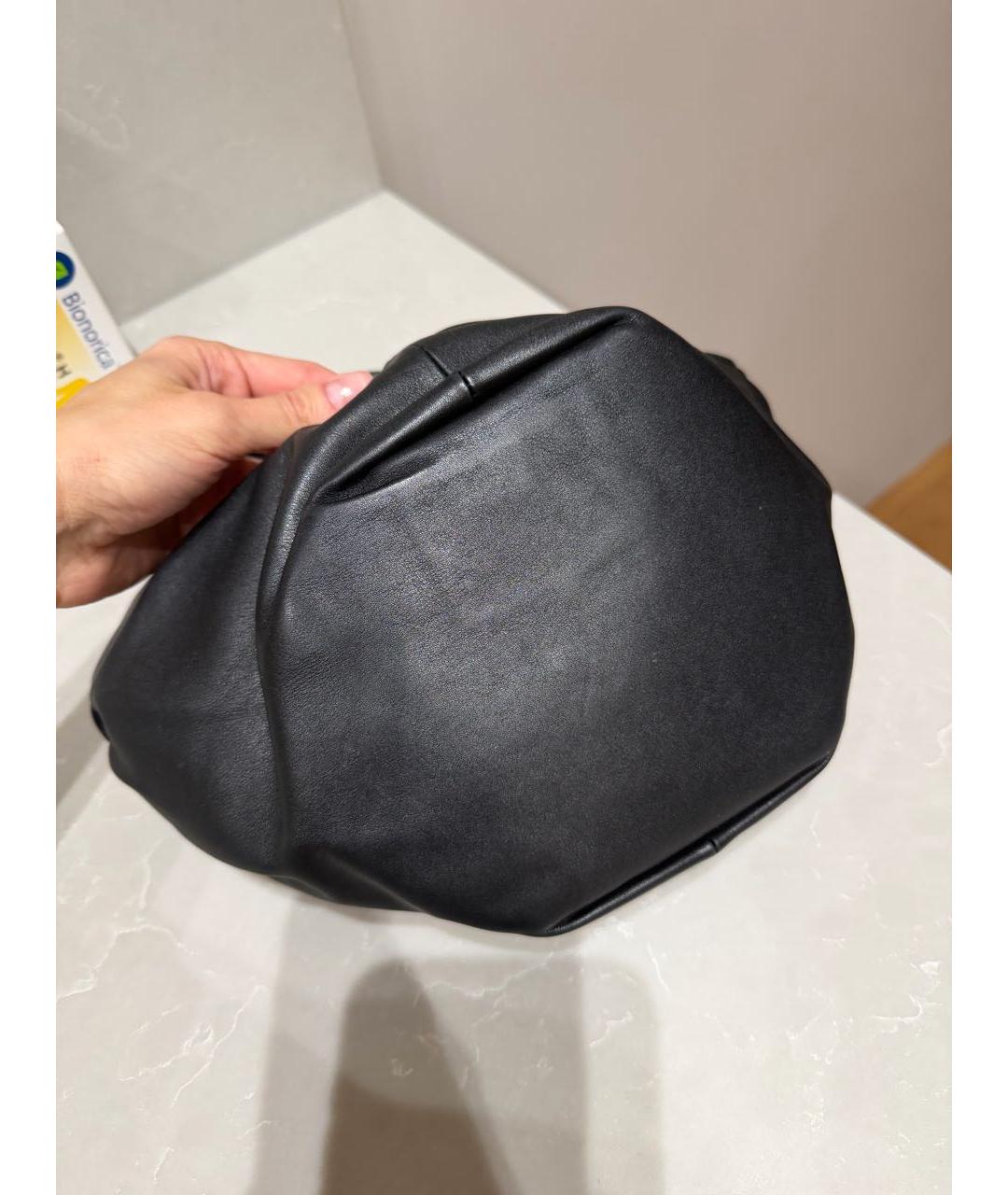 BOTTEGA VENETA Черная кожаная сумка с короткими ручками, фото 5