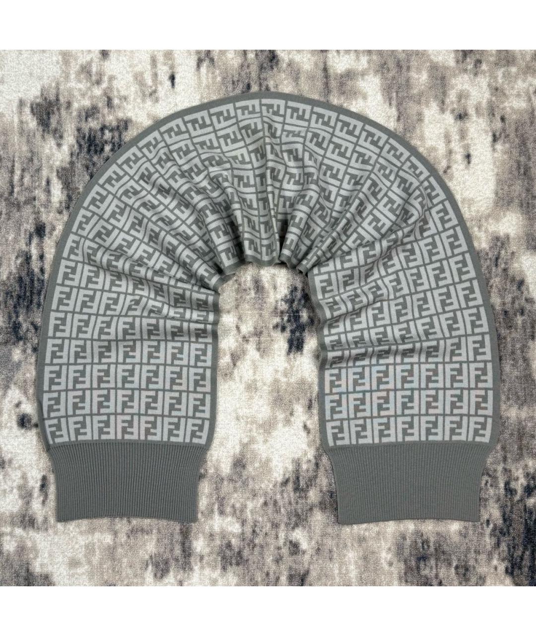 FENDI Серый шерстяной шарф, фото 6