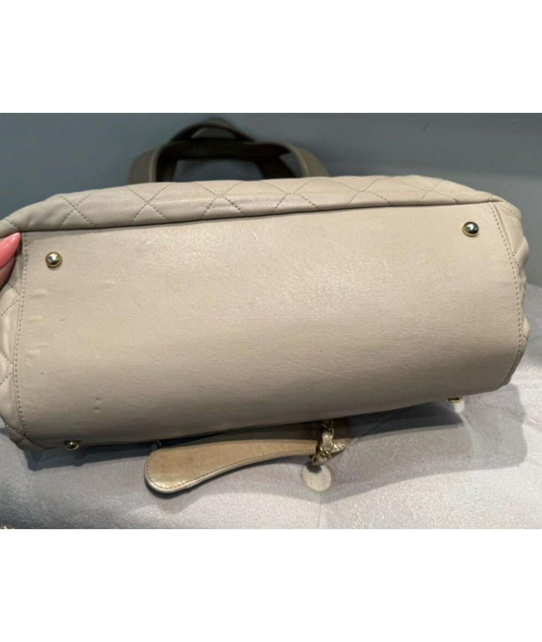 CHANEL Бежевая кожаная сумка тоут, фото 6