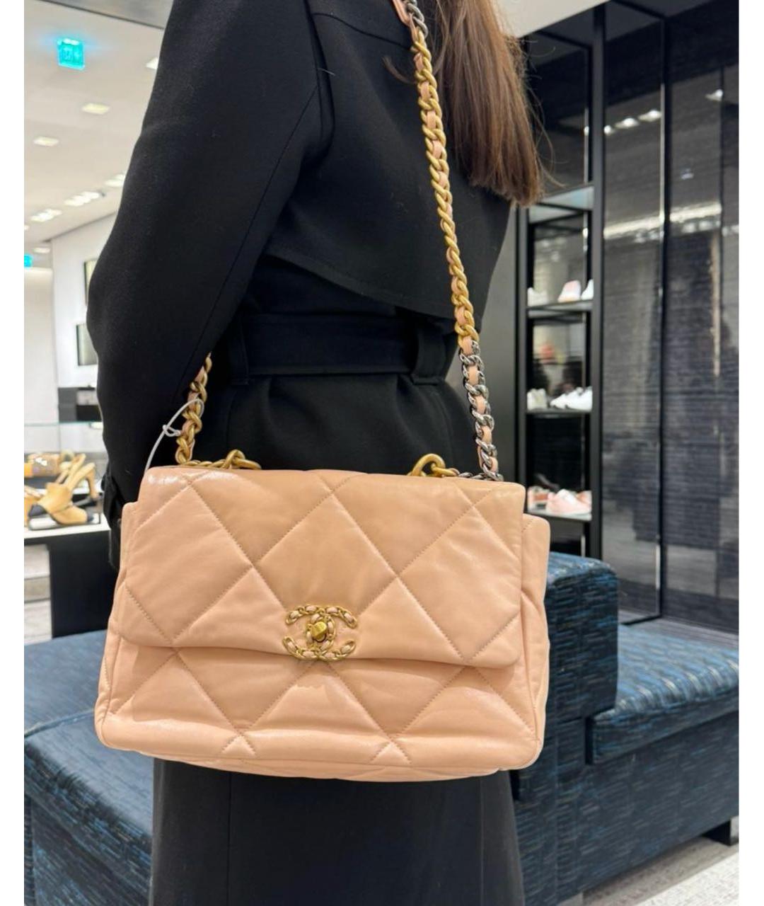 CHANEL Бежевая кожаная сумка через плечо, фото 4