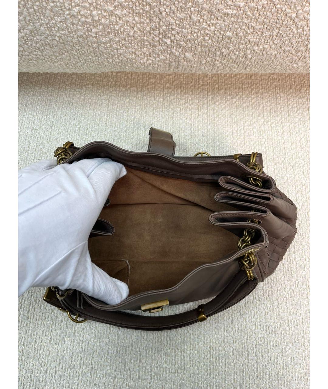 BOTTEGA VENETA Коричневая кожаная сумка с короткими ручками, фото 4