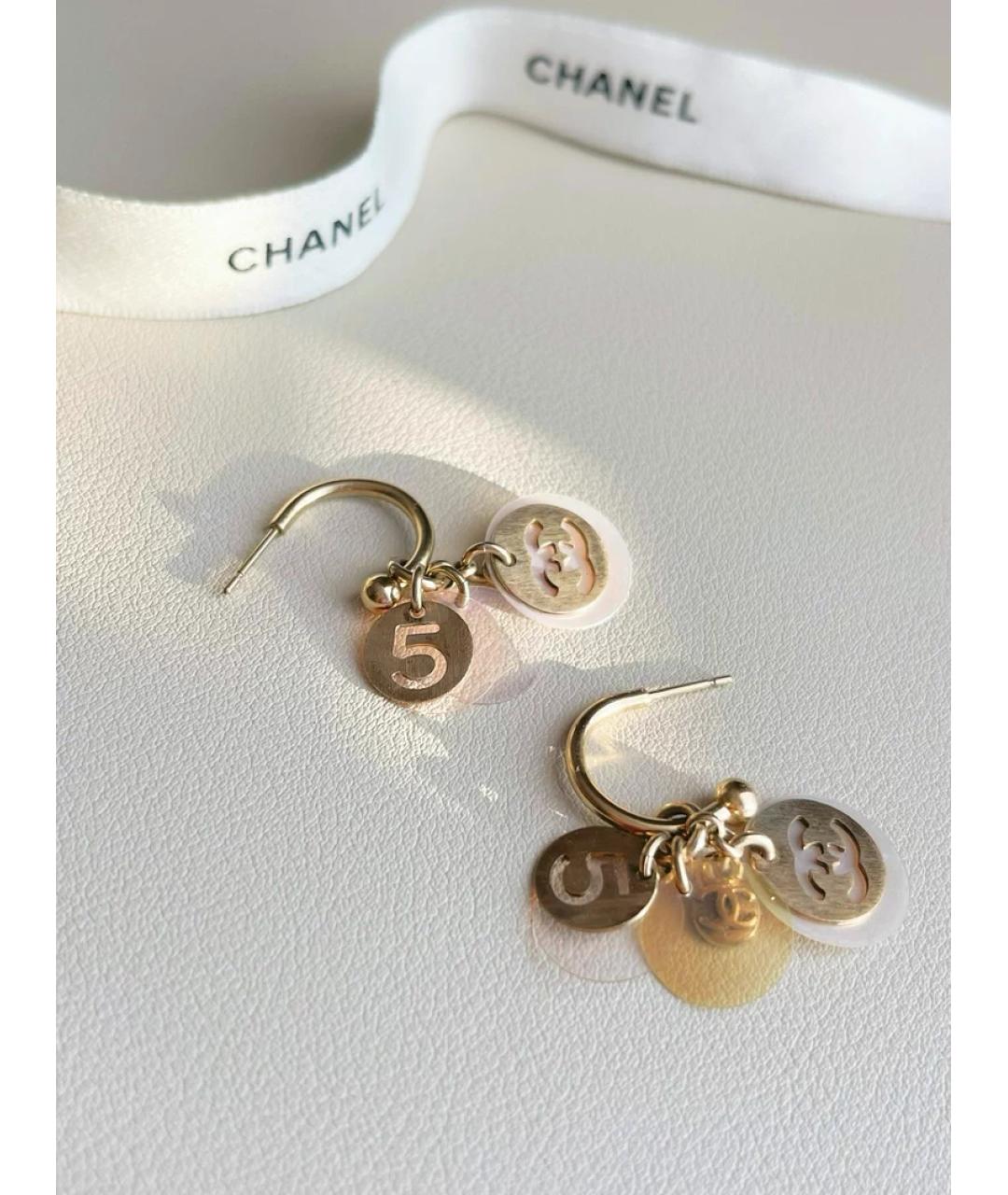 CHANEL Золотые металлические серьги, фото 3