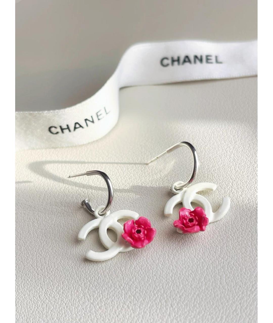 CHANEL Белые серьги, фото 3