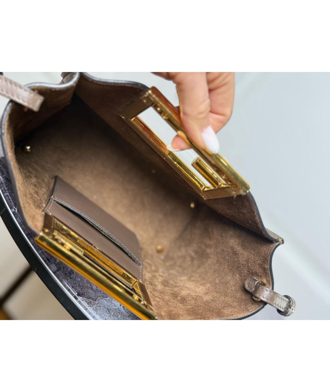 FENDI Коричневая кожаная сумка с короткими ручками, фото 4