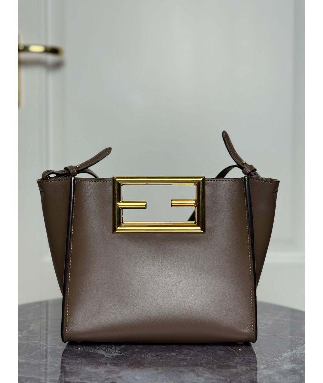 FENDI Коричневая кожаная сумка с короткими ручками, фото 3