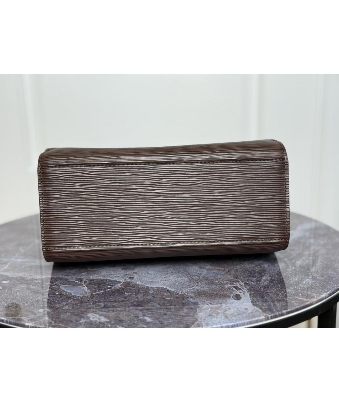 LOUIS VUITTON Коричневая кожаная сумка с короткими ручками, фото 5