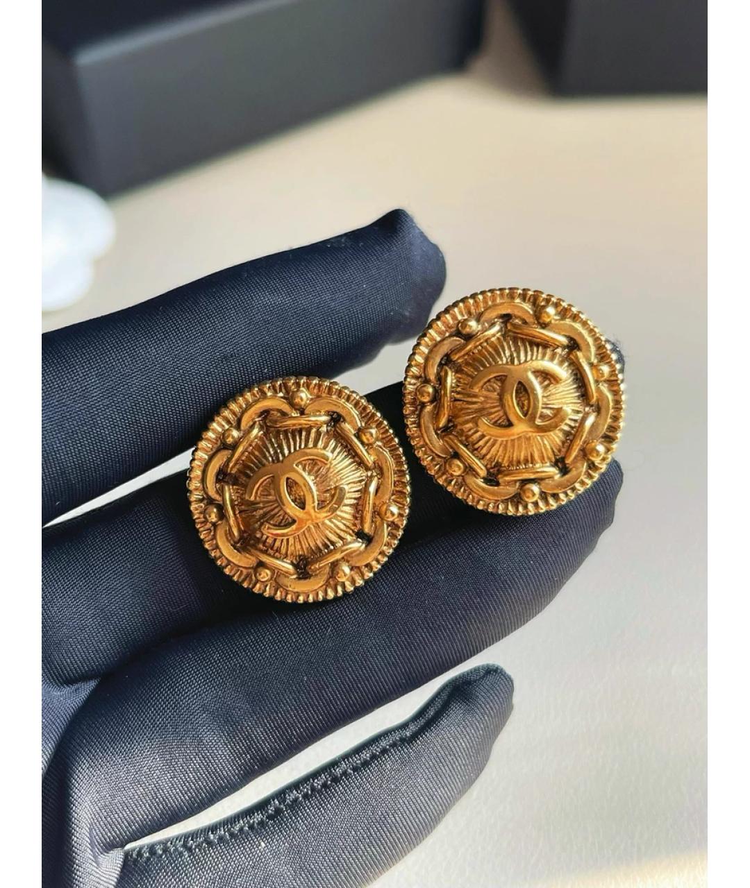 CHANEL Золотые металлические серьги, фото 5