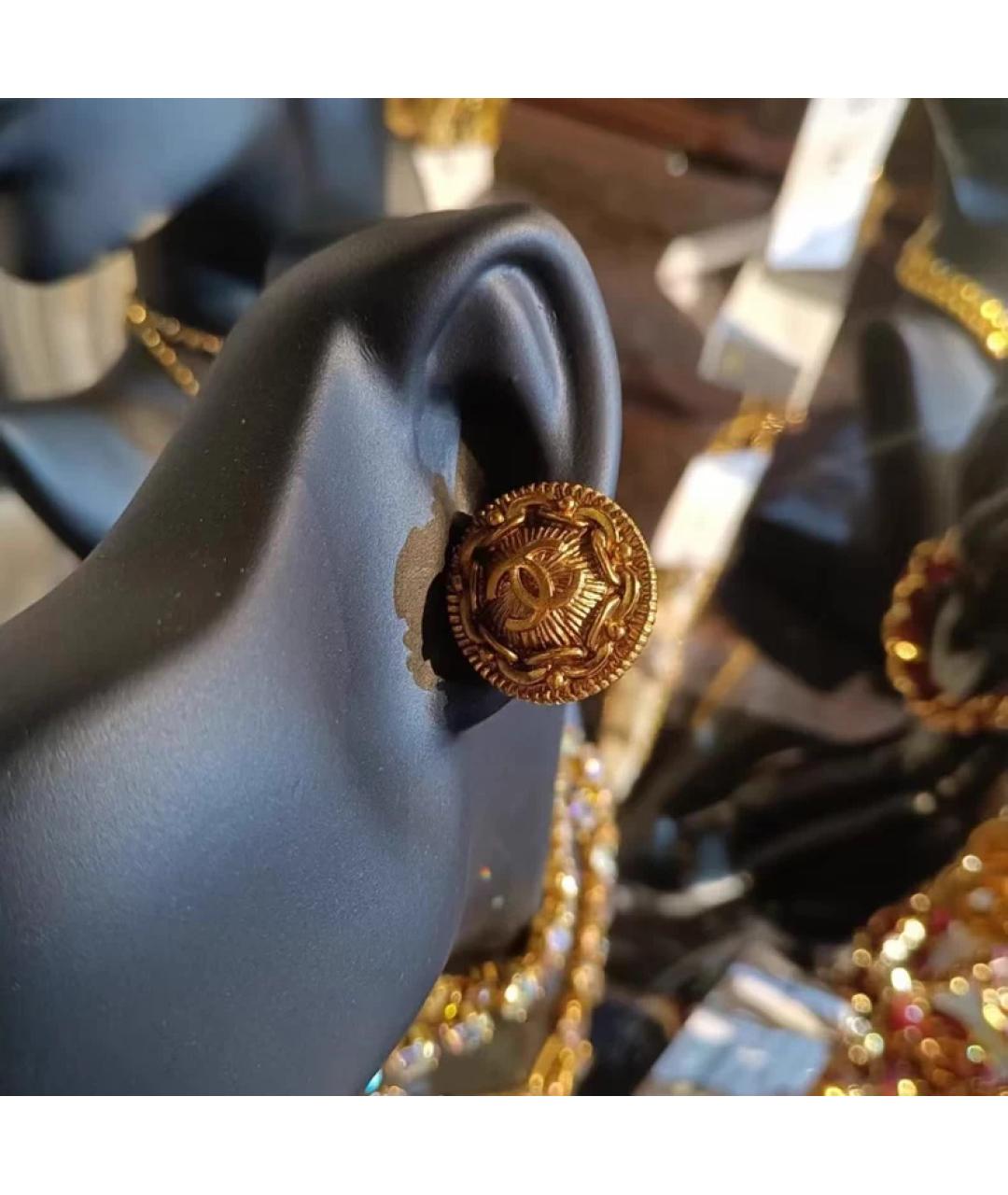 CHANEL Золотые металлические серьги, фото 4