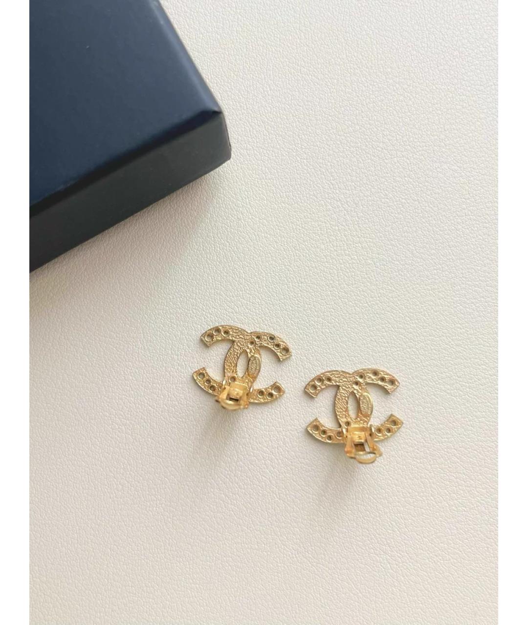 CHANEL Золотые металлические серьги, фото 3