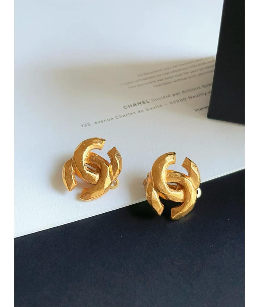 CHANEL Золотые металлические серьги, фото 2