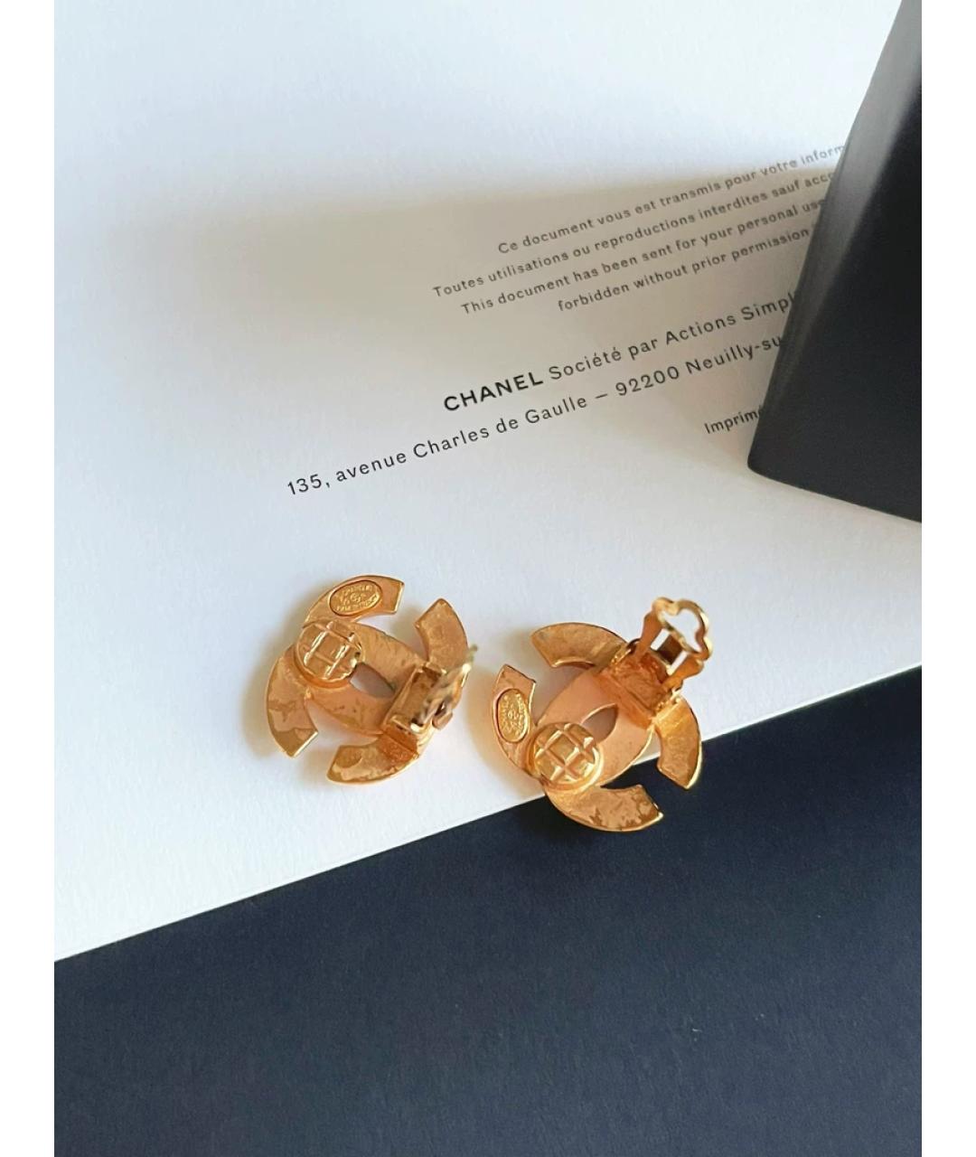 CHANEL Золотые металлические серьги, фото 3