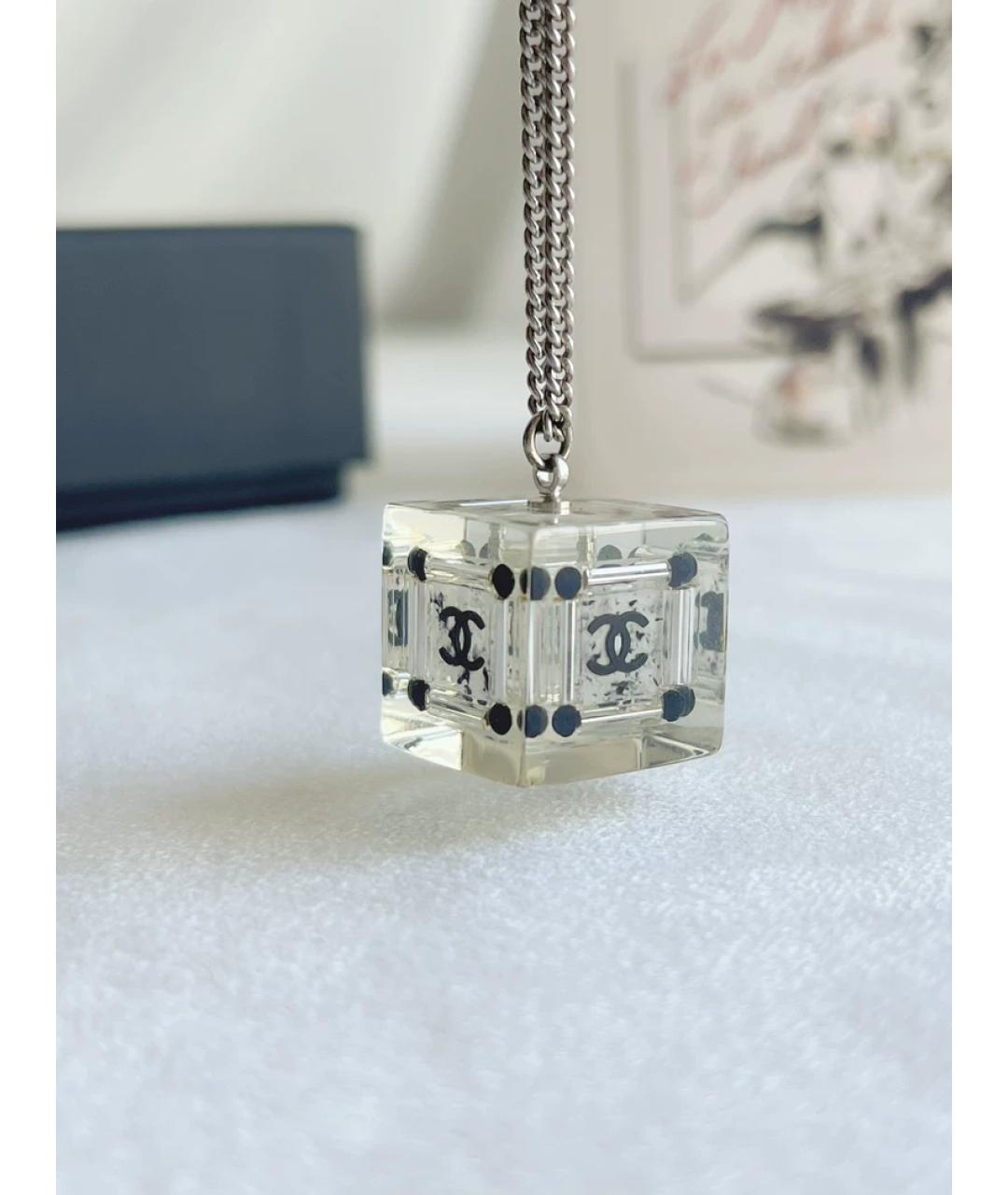 CHANEL Белая подвеска, фото 5