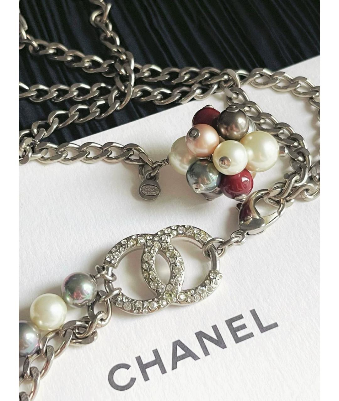 CHANEL Красная металлическая подвеска, фото 2