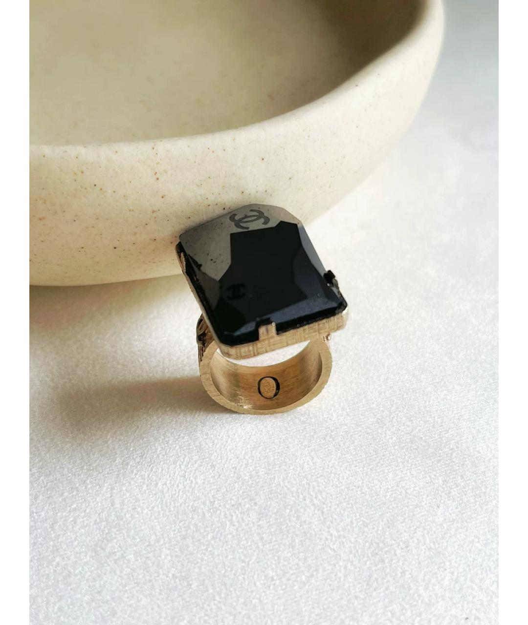 CHANEL Золотое металлическое кольцо, фото 2