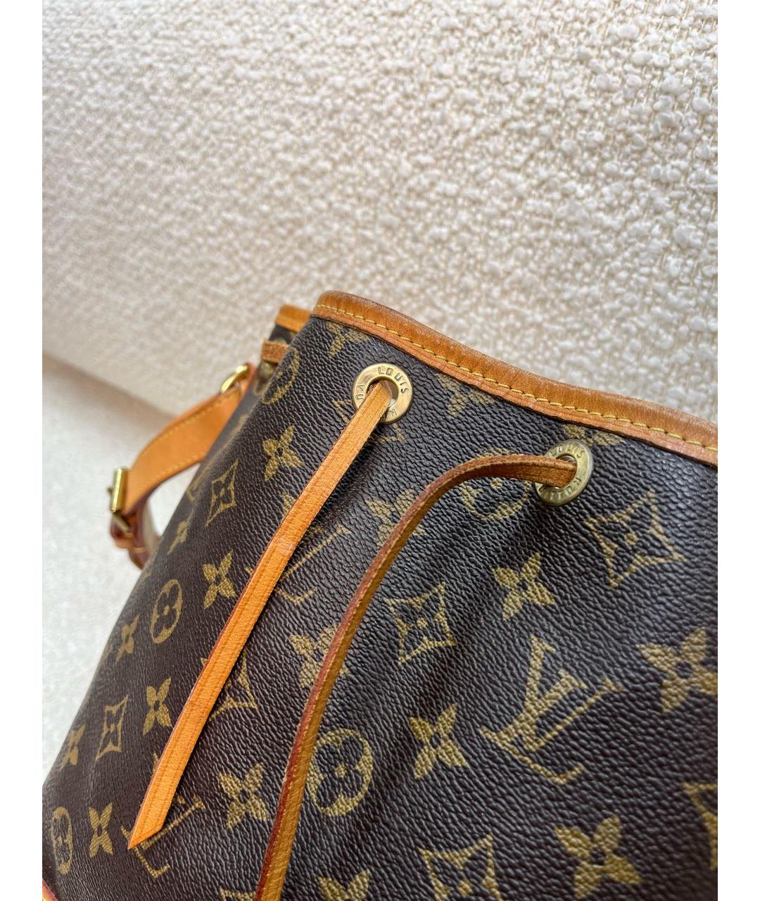 LOUIS VUITTON Коричневая кожаная сумка с короткими ручками, фото 8