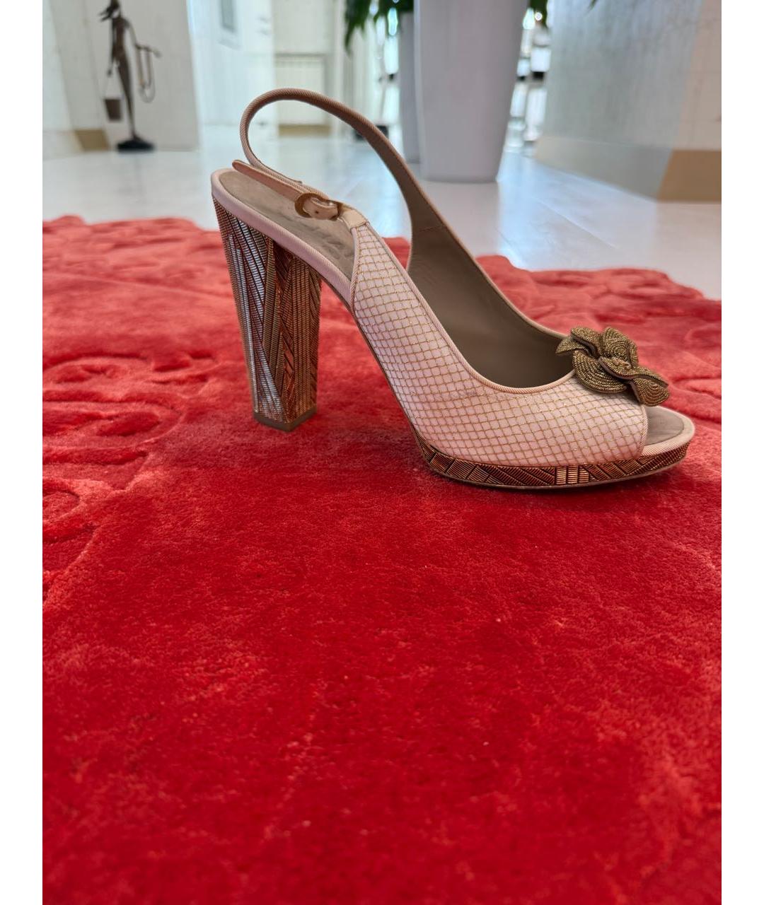 CHANEL Белые кожаные босоножки, фото 7