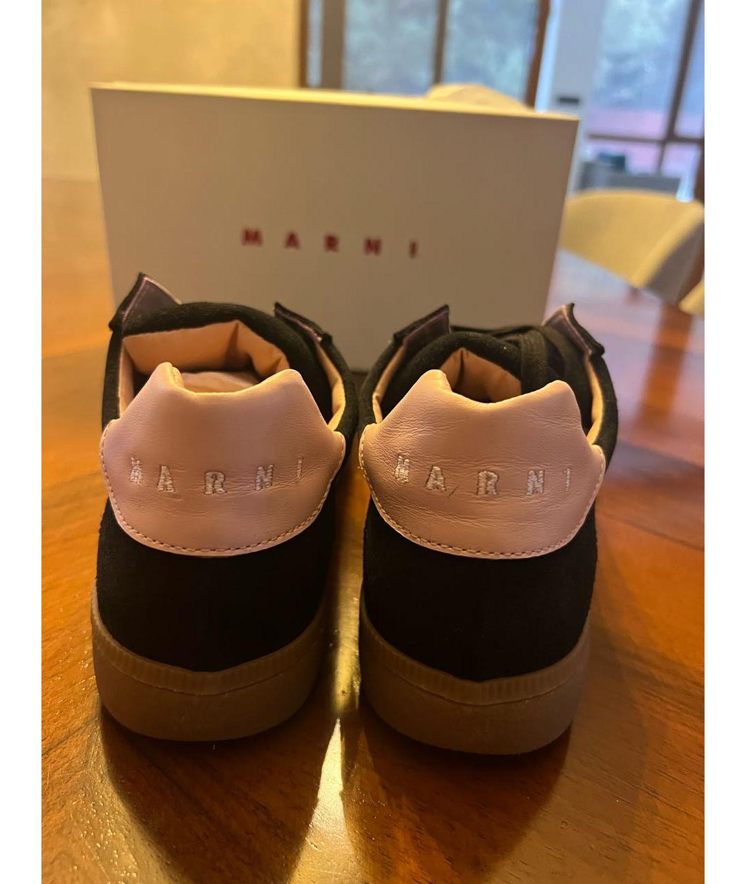 MARNI Черные замшевые кеды, фото 5