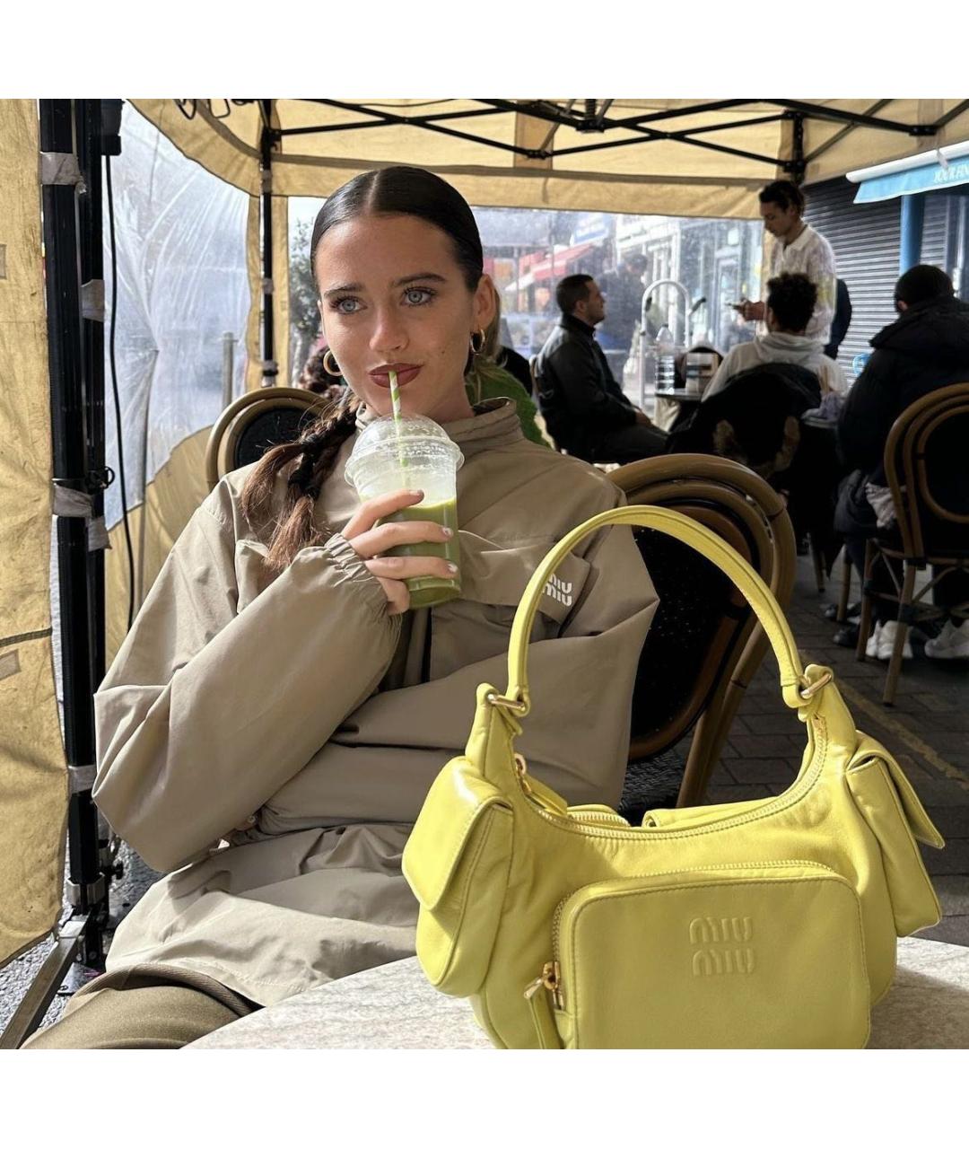 MIU MIU Желтая кожаная сумка с короткими ручками, фото 8