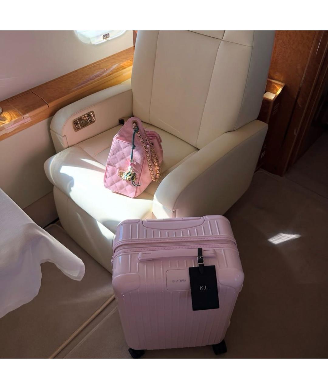 Rimowa Розовый чемодан, фото 5