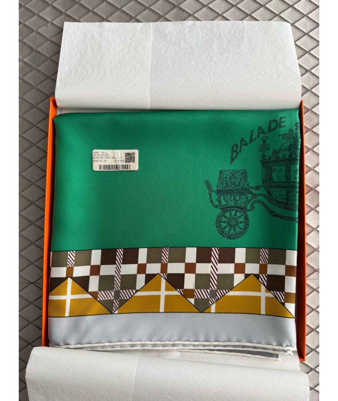 HERMES Зеленый шелковый платок, фото 2