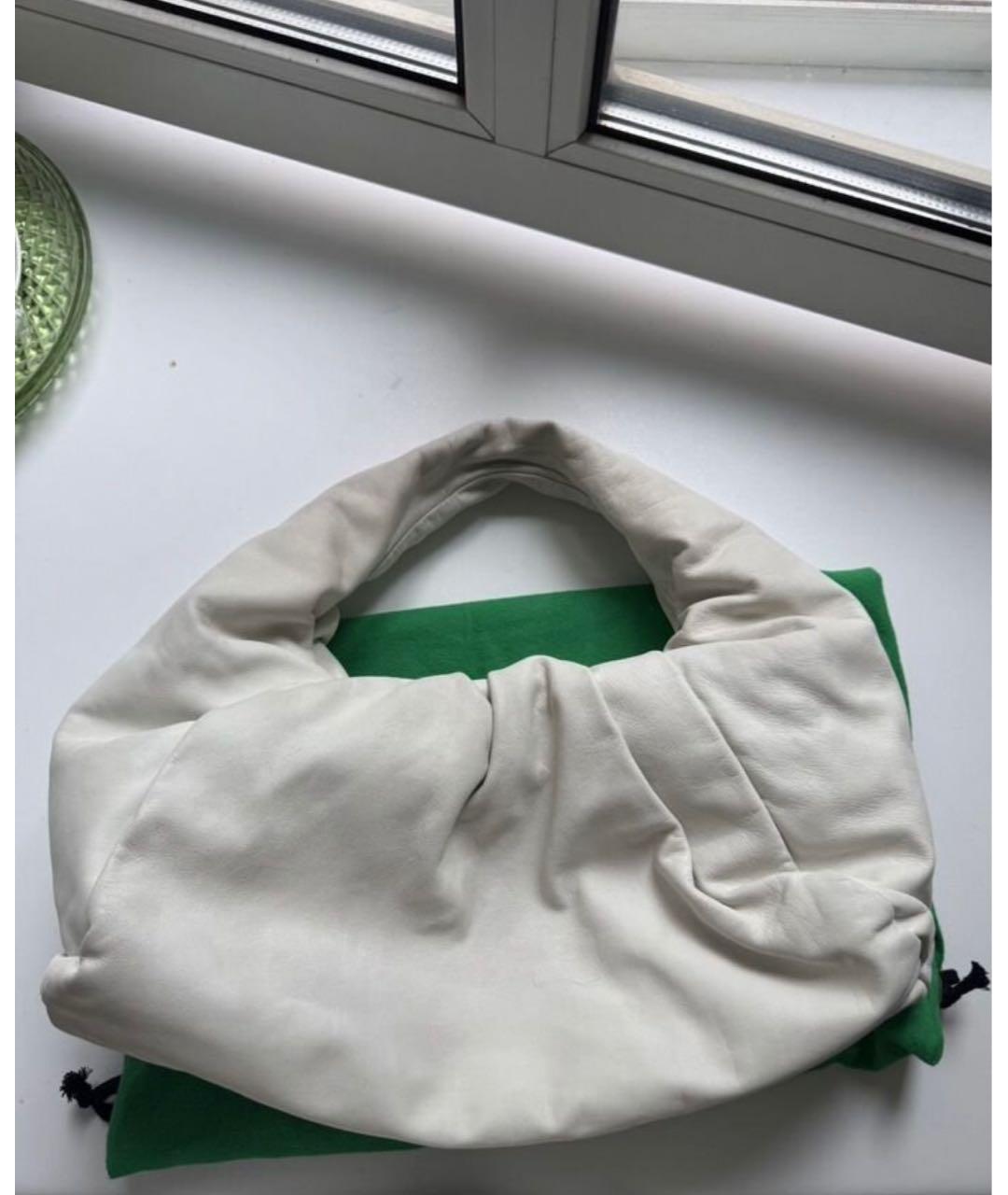 BOTTEGA VENETA Белая кожаная сумка с короткими ручками, фото 5