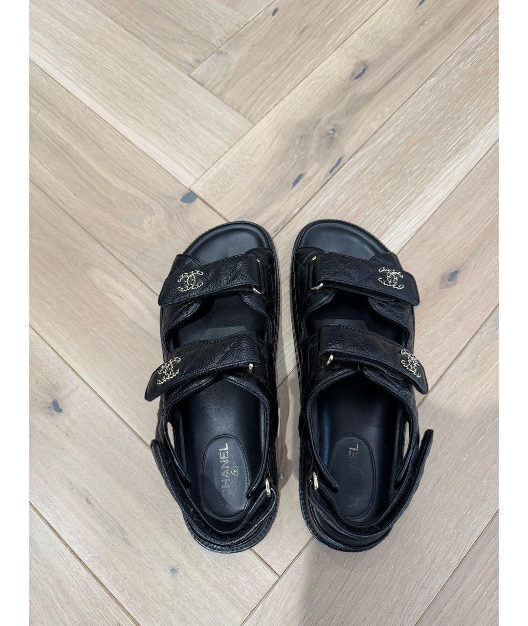 CHANEL Черные кожаные босоножки, фото 3