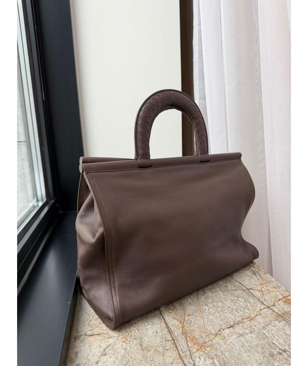 BOTTEGA VENETA Коричневая кожаная сумка тоут, фото 2