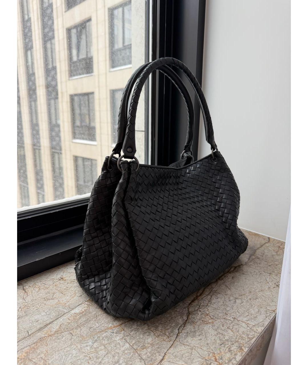 BOTTEGA VENETA Черная кожаная сумка тоут, фото 2