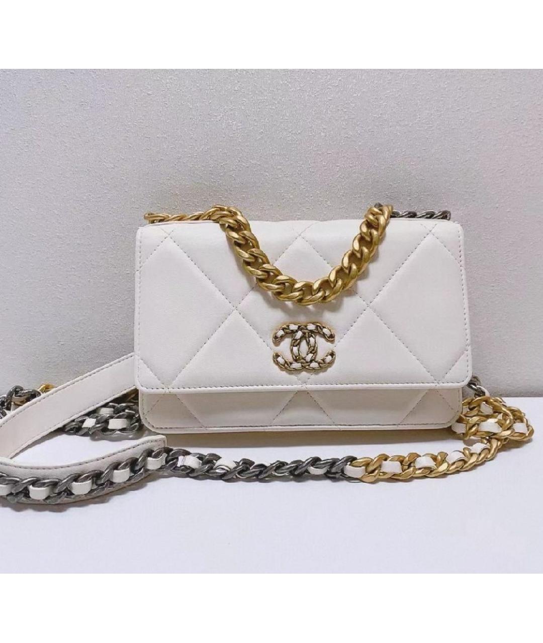 CHANEL Белая кожаная сумка через плечо, фото 4