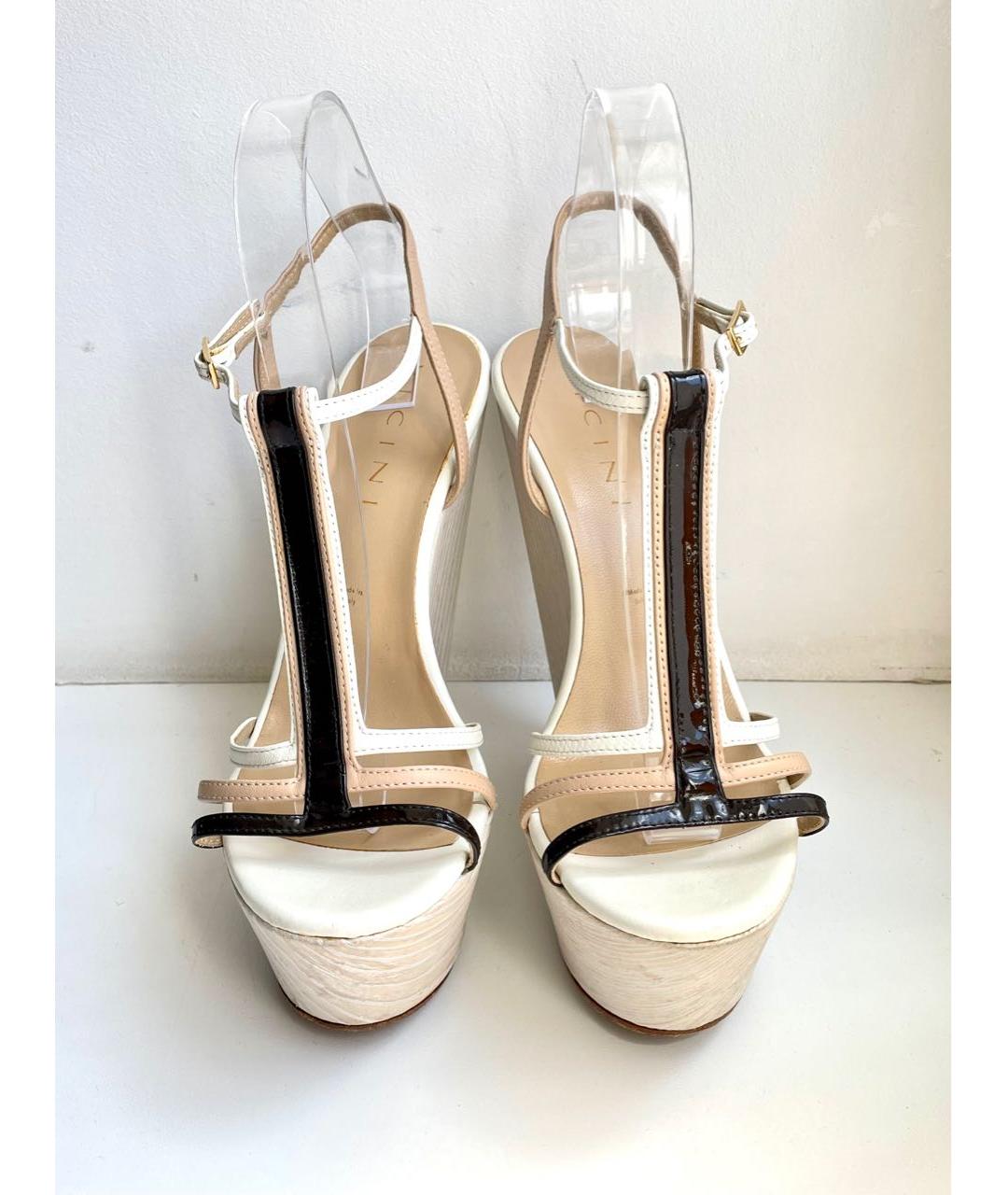 VICINI Белые кожаные босоножки, фото 3