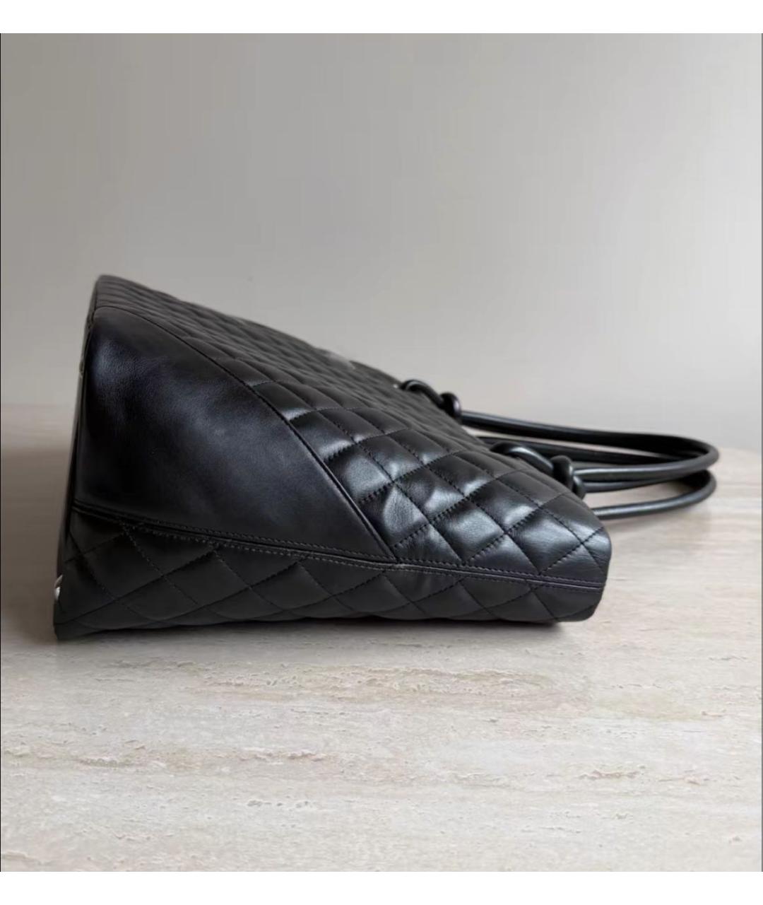 CHANEL Черная кожаная сумка тоут, фото 4