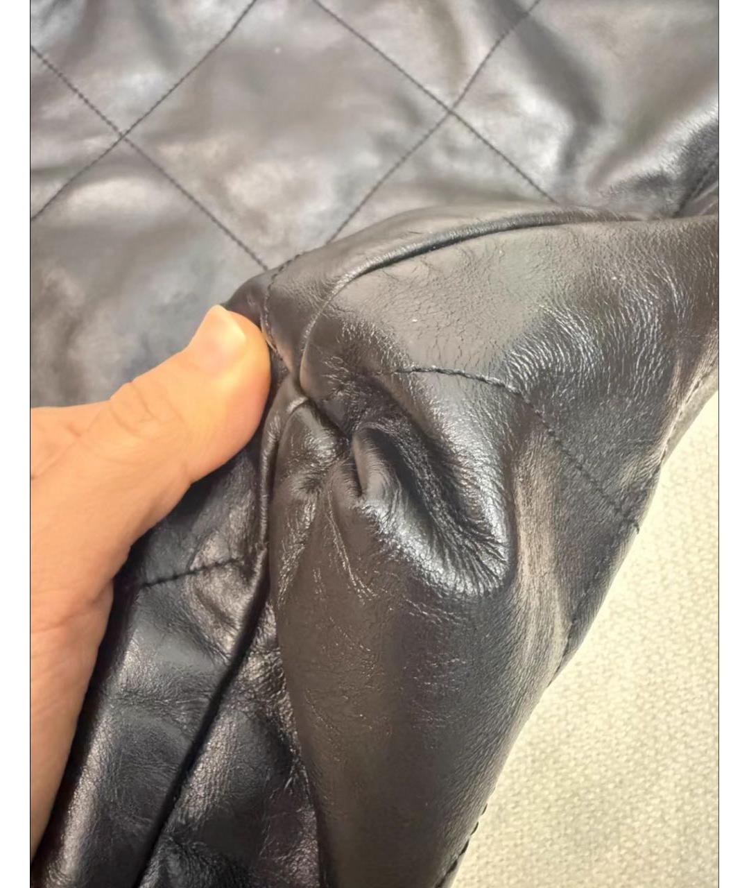 CHANEL Черная кожаная сумка тоут, фото 3