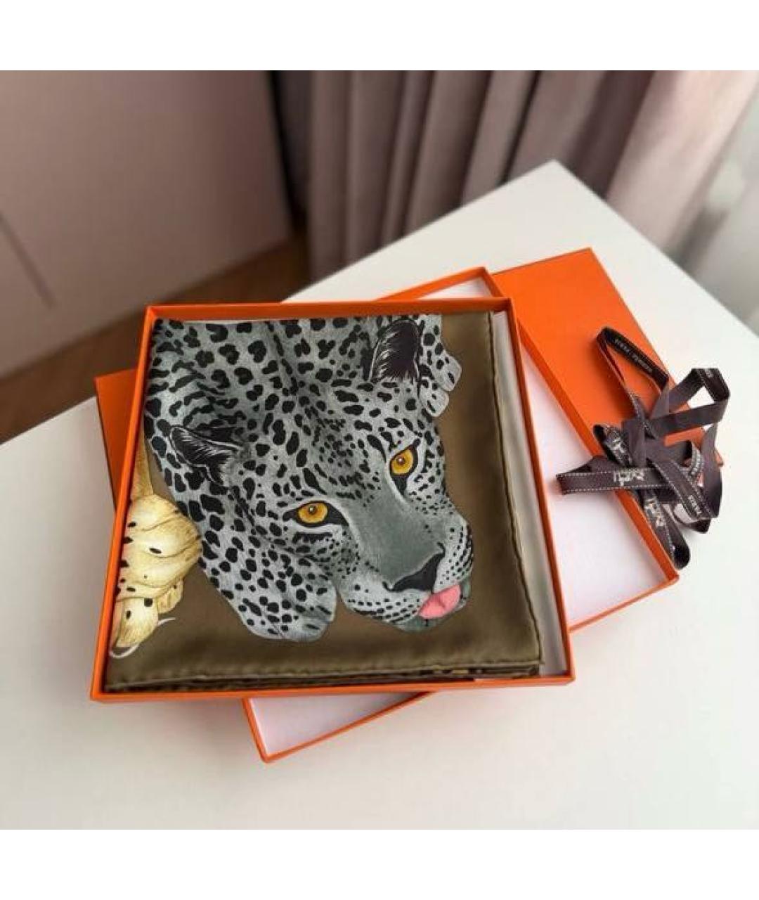 HERMES Зеленый шелковый платок, фото 2