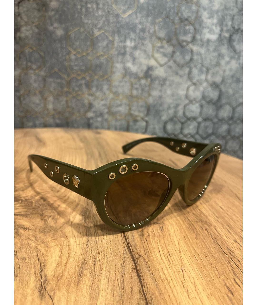 VERSACE Хаки пластиковые солнцезащитные очки, фото 2