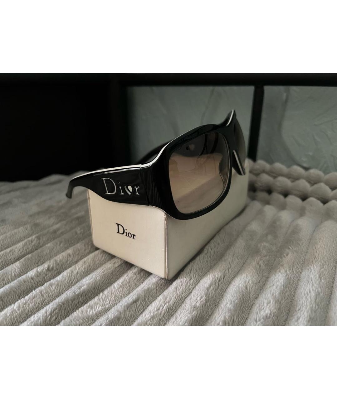 CHRISTIAN DIOR Черные пластиковые солнцезащитные очки, фото 2