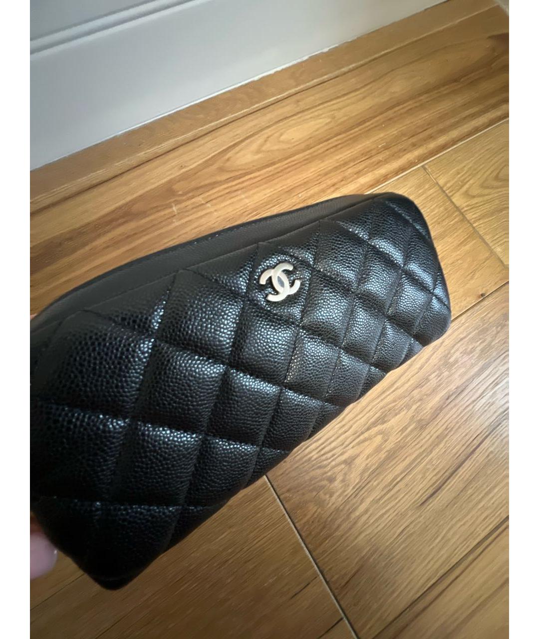 CHANEL Черная кожаная косметичка, фото 5